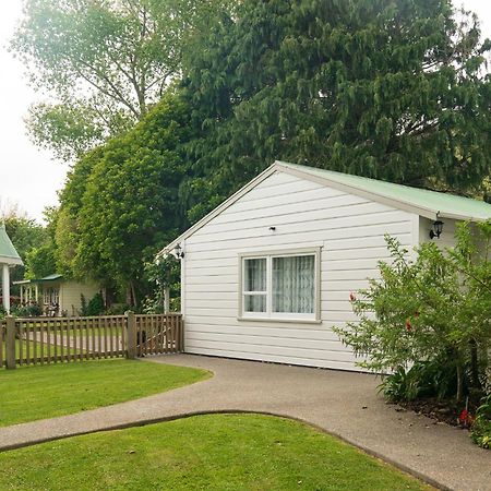 Birdsong Cottage Paraparaumu Ngoại thất bức ảnh