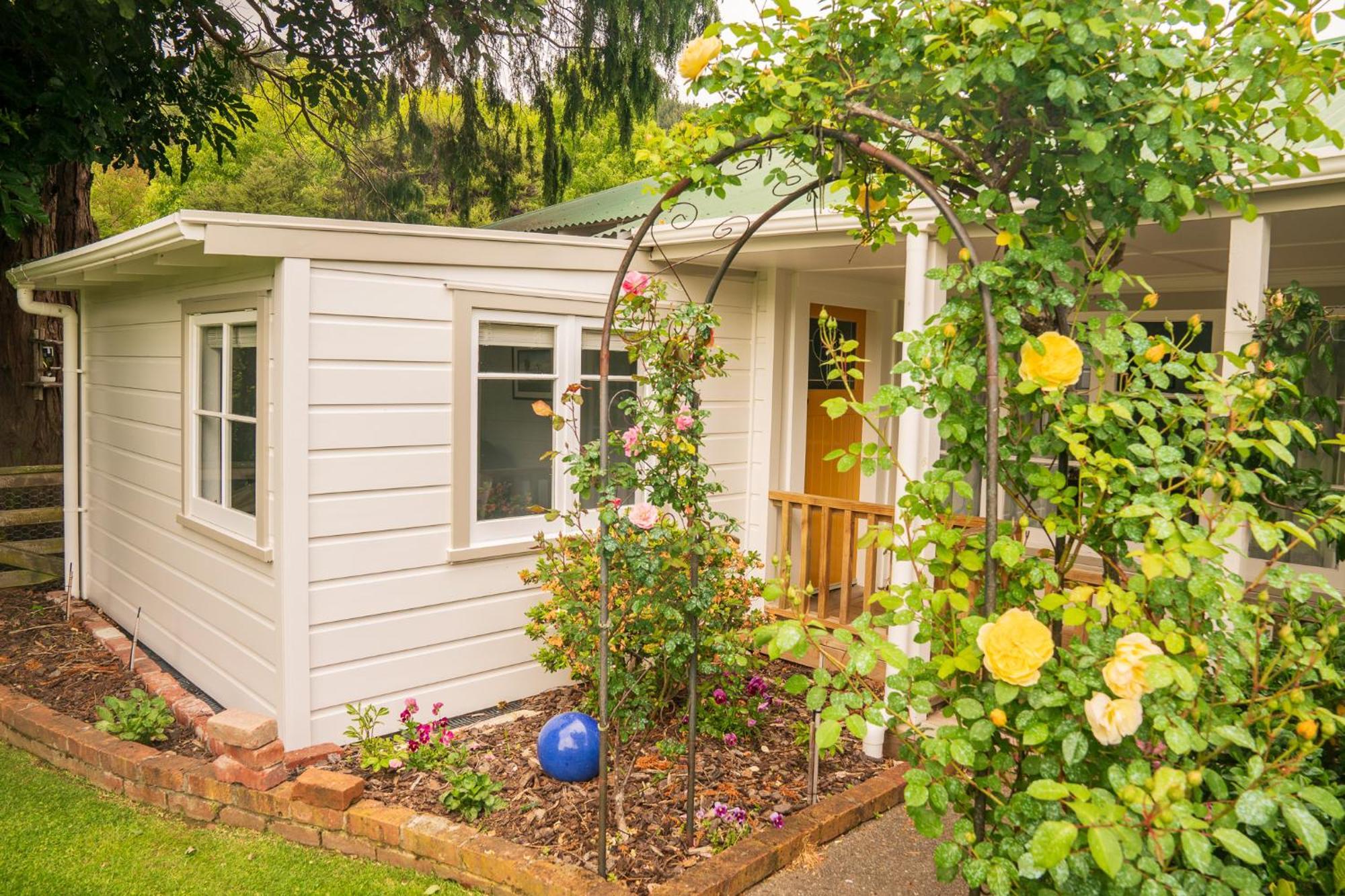 Birdsong Cottage Paraparaumu Ngoại thất bức ảnh